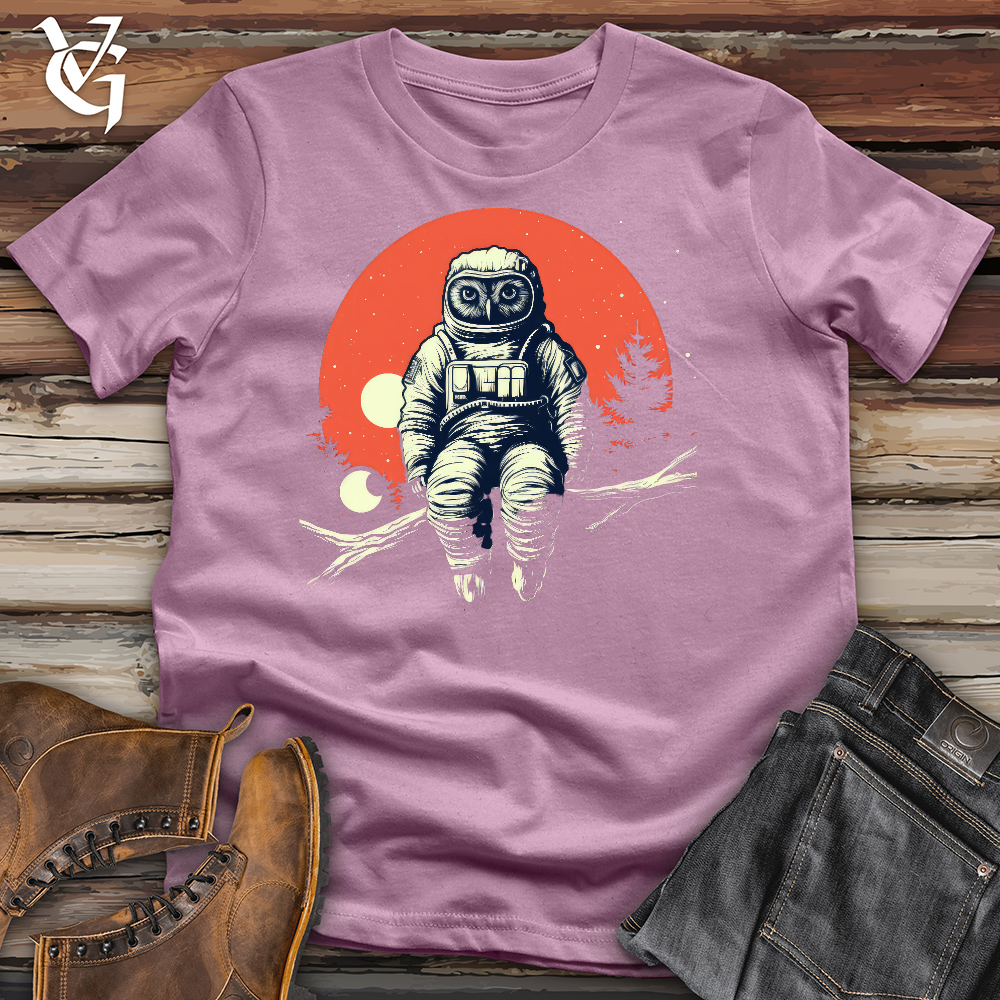 Viking Goods Astronaut Owl Cotton Tee Orchid / L
