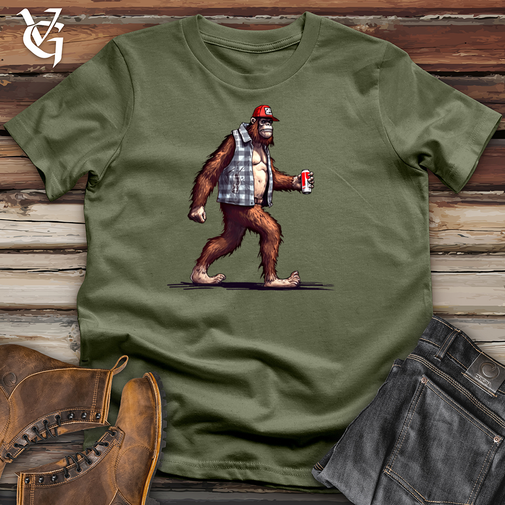 Big Foot Stroll Tee