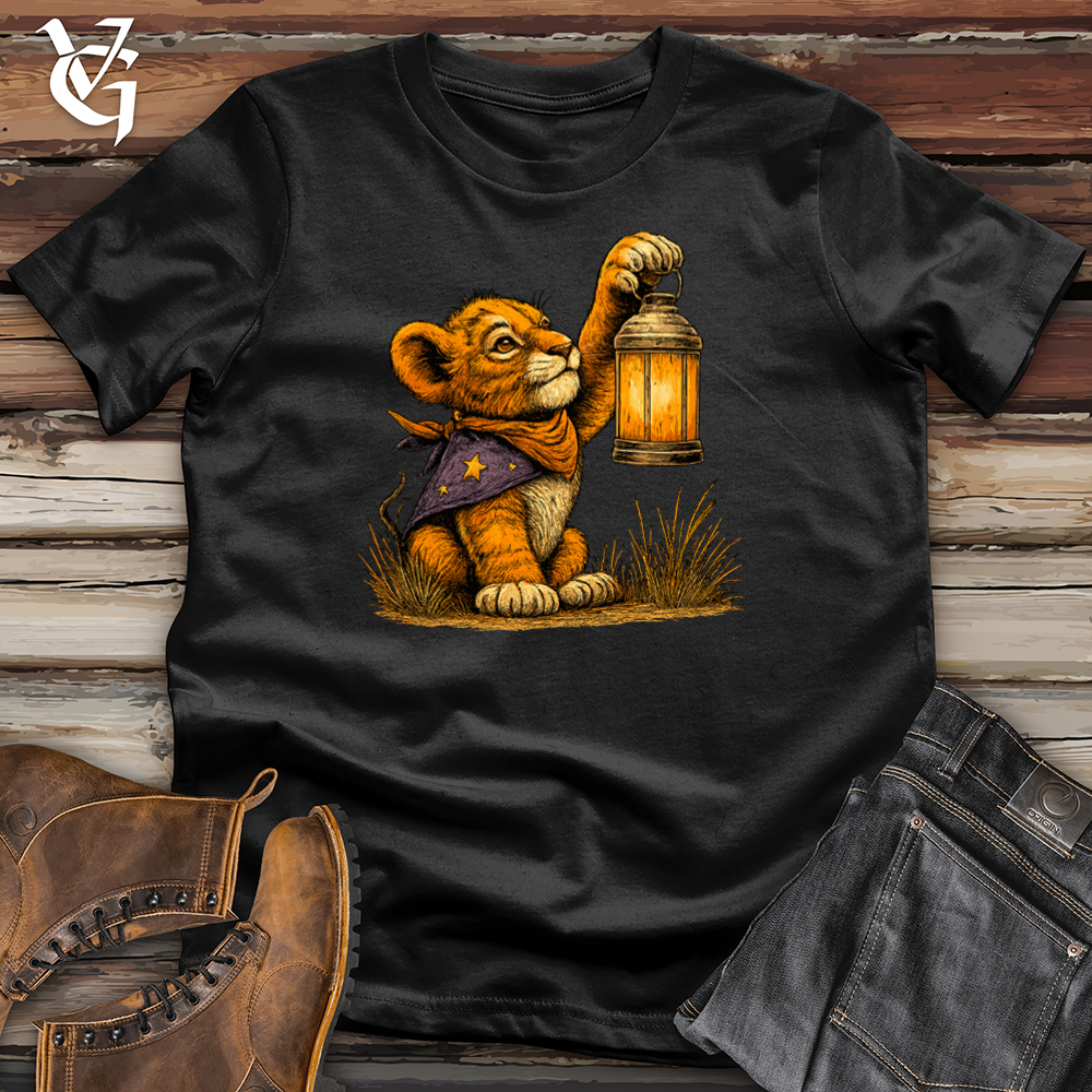 Cub Holding Lantern Softstyle Tee