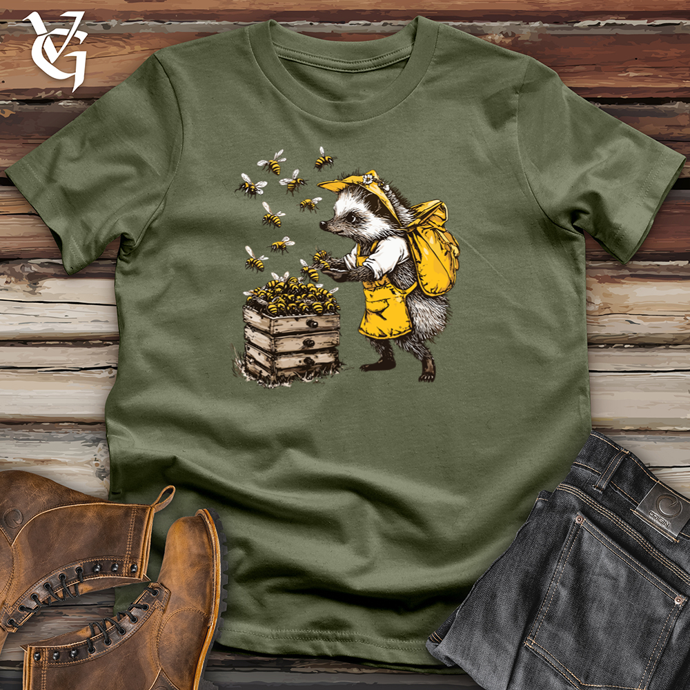 Viking Goods Hedgehog and Honey Bee Softstyle Tee Military Green / S
