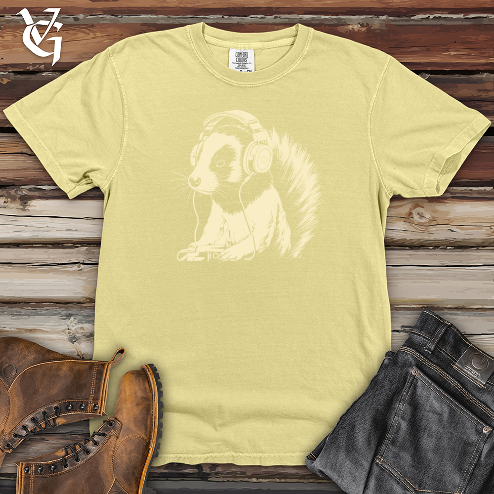 Viking Goods Skunk Headphone Harmony Heavy Cotton Comfort Colors Tee Banana / L