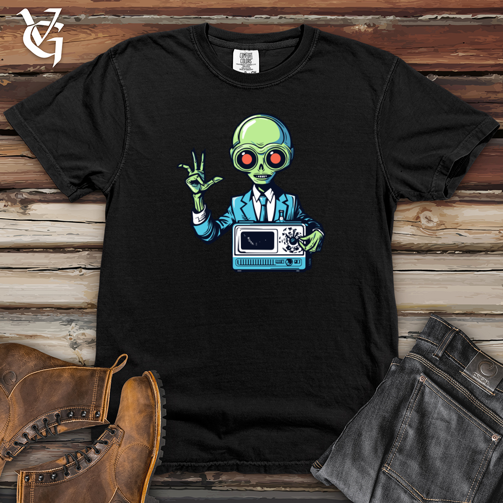 Viking Goods Cosmic Grooves Heavy Cotton Comfort Colors Tee Black / L