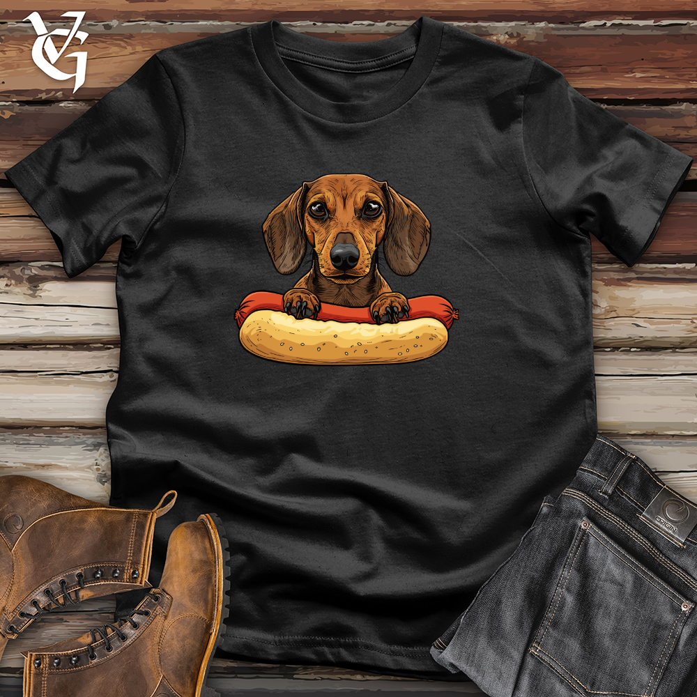 Viking Goods Dachshund Hotdog Hug Cotton Tee Black / L