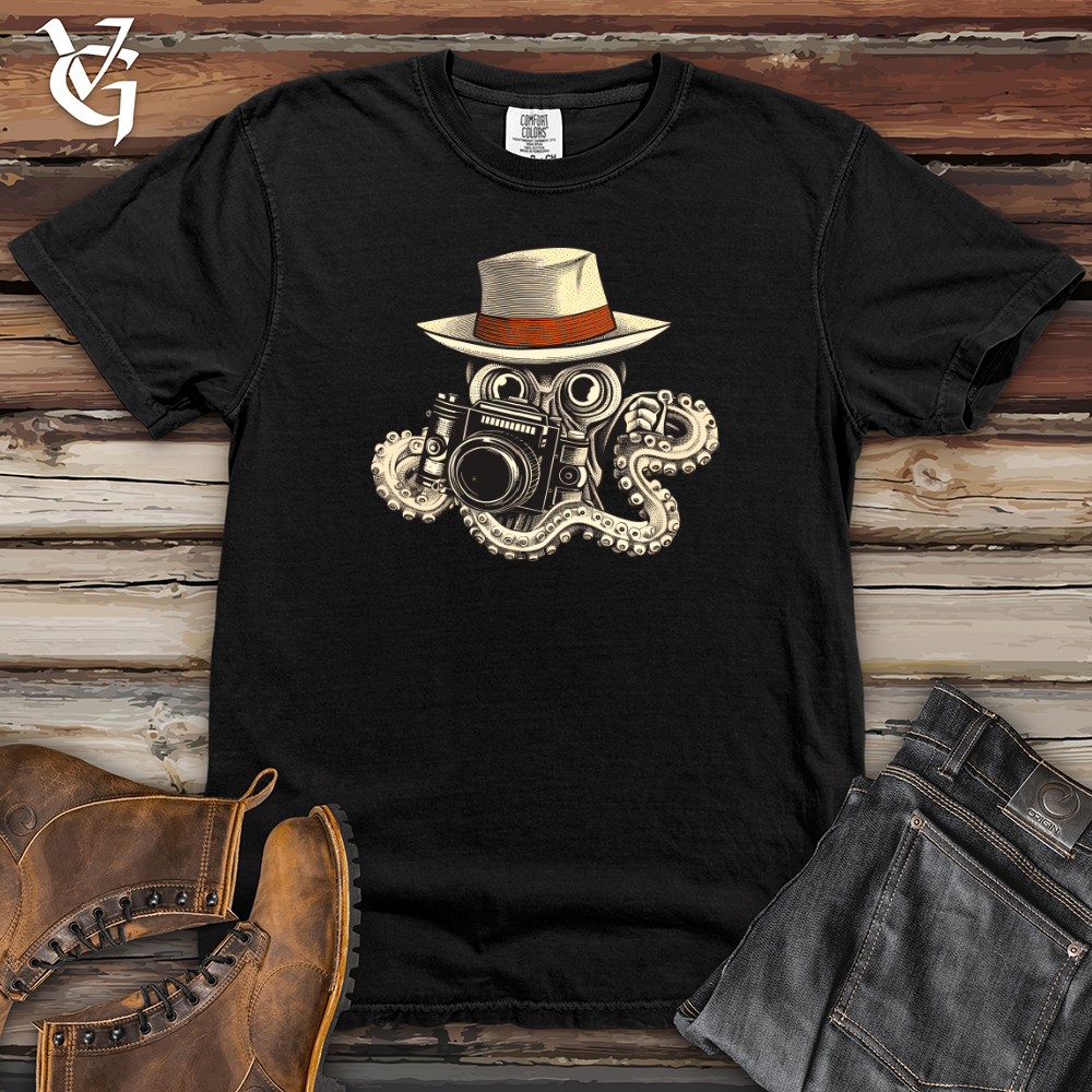 Viking Goods Octopus Capturing Essence Clicks Heavy Cotton Comfort Colors Tee Black / L