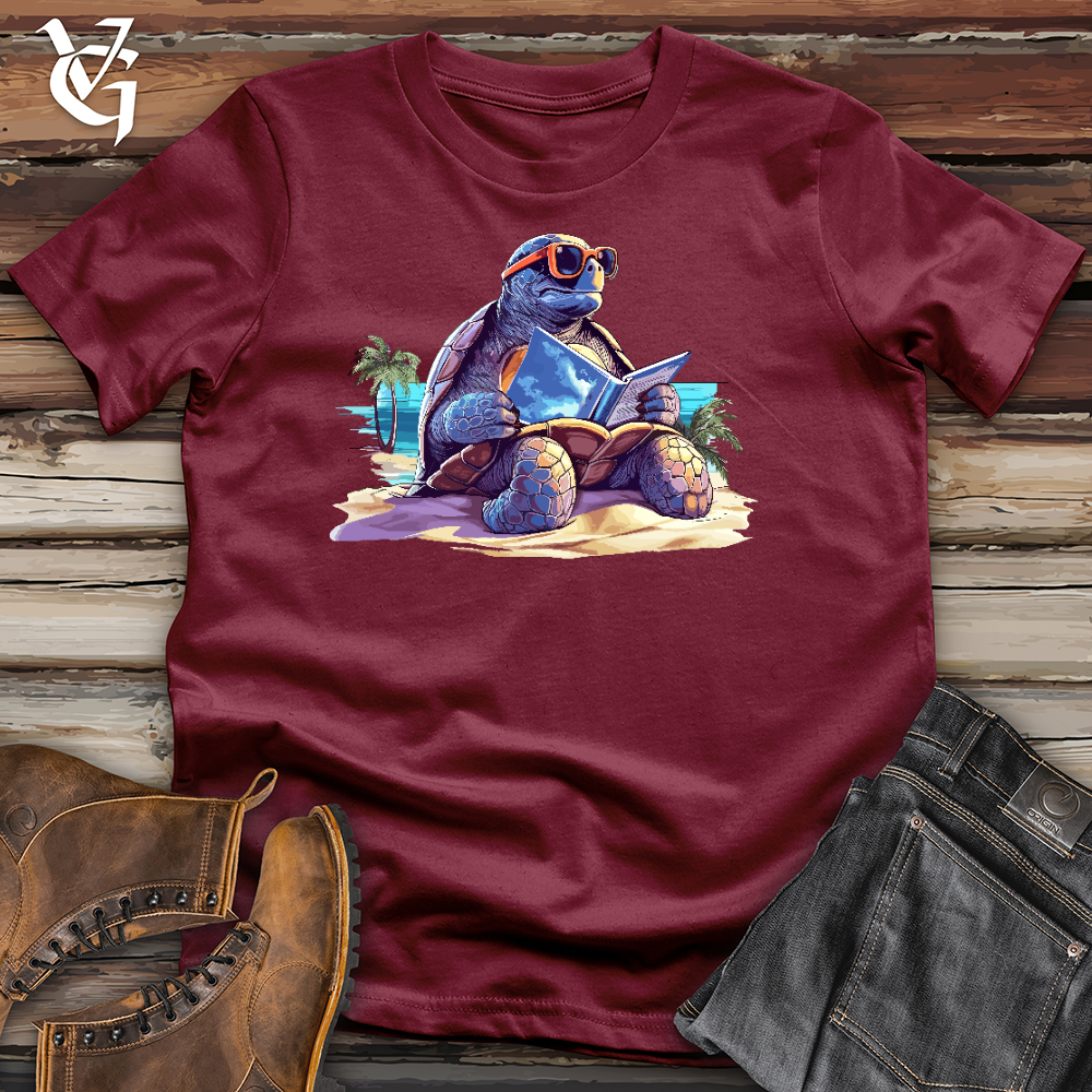Viking Goods Sea Turtle Reading a Book Cotton Tee Cardinal / L