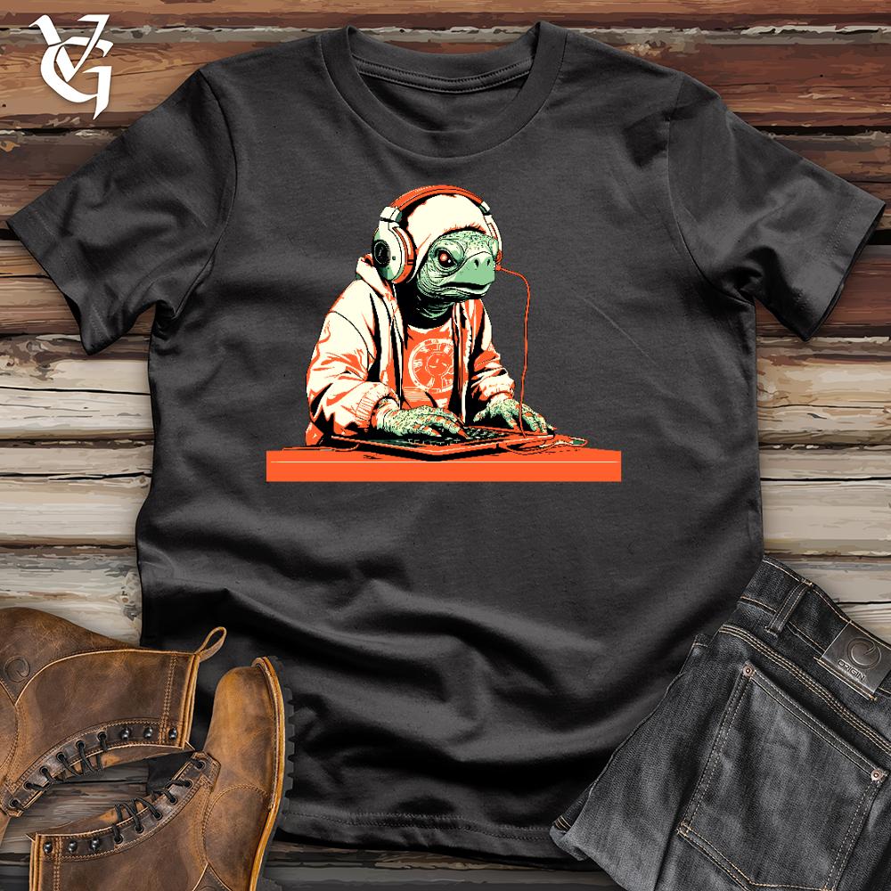 Viking Goods Groovy Turtle Beats Cotton Tee Dark Grey / L