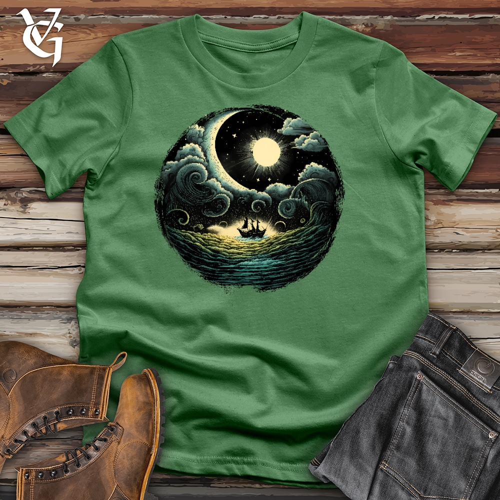 Viking Goods A Boat In The Sea Cotton Tee Leaf / L