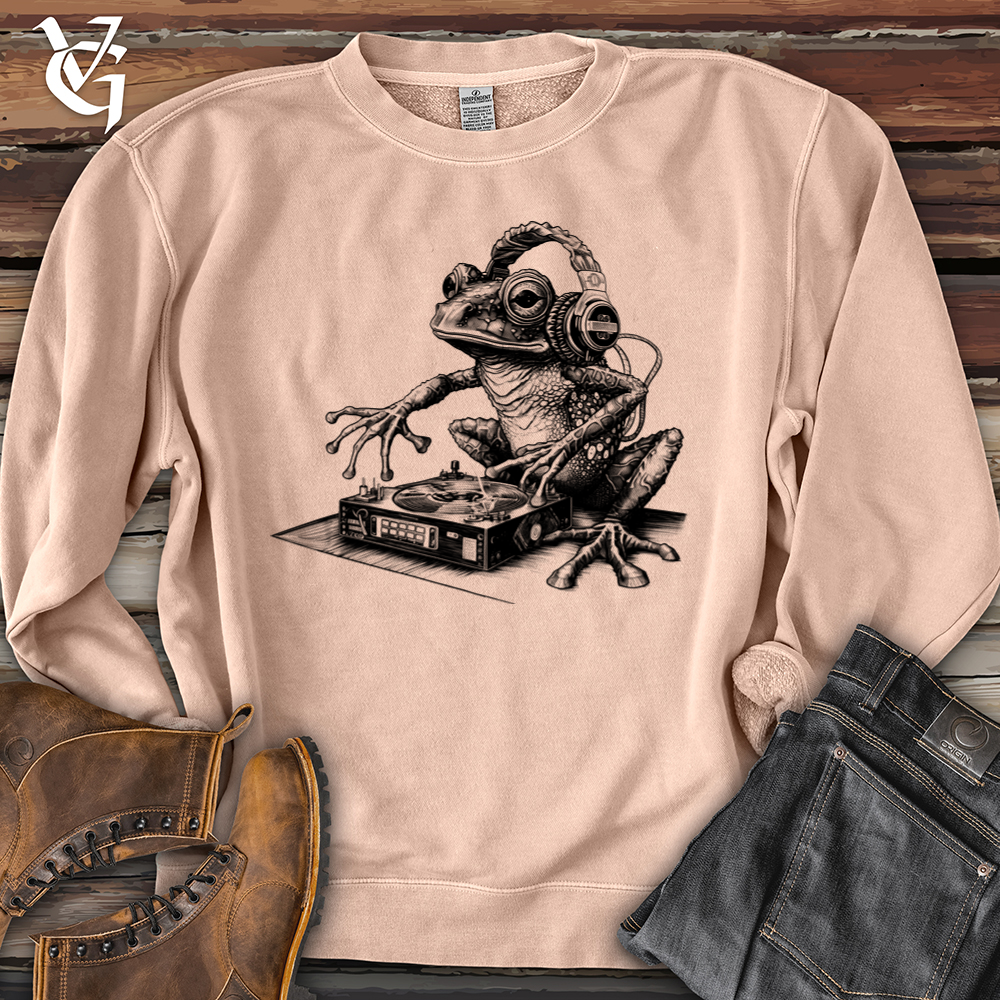 Viking Goods Dj Frog Banjo Bison Pigment-Dyed Crewneck Pigment Dusty Pink / L