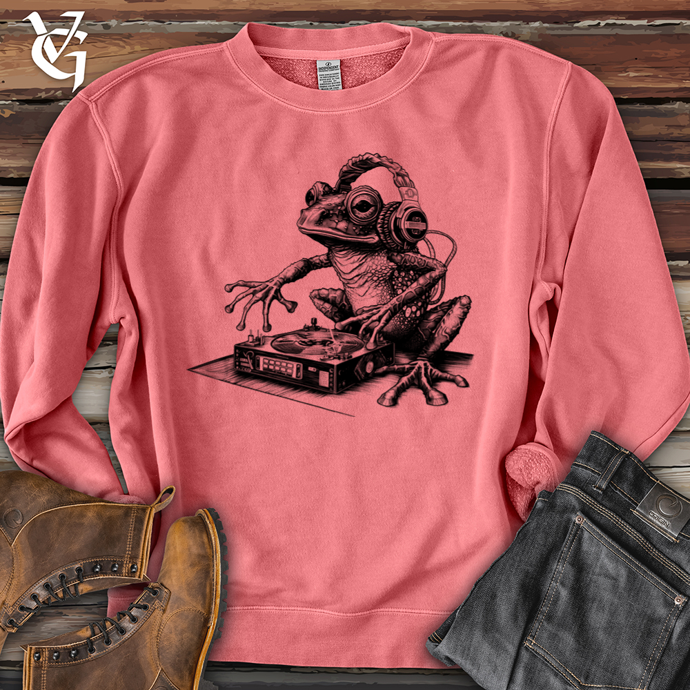 Viking Goods Dj Frog Banjo Bison Pigment-Dyed Crewneck Pigment Pink / L