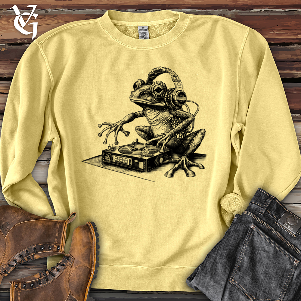 Viking Goods Dj Frog Banjo Bison Pigment-Dyed Crewneck Pigment Yellow / L