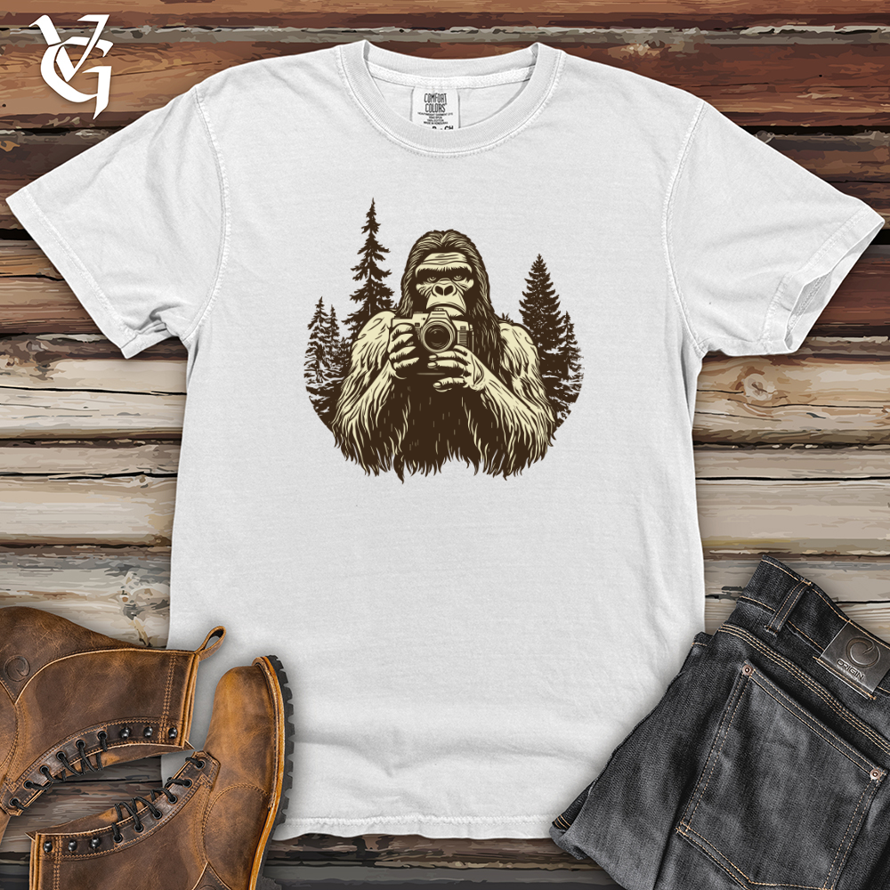 Viking Goods Sasquatch Capturing Snapshots Heavy Cotton Comfort Colors Tee White / L